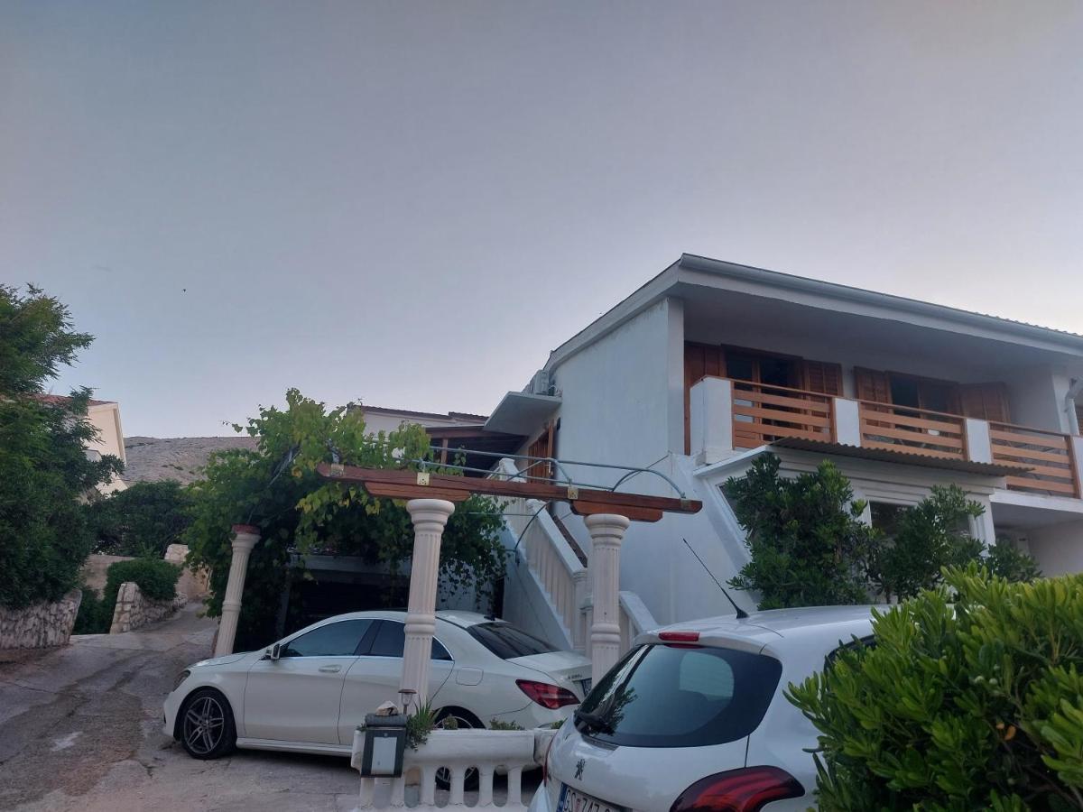 פג Studio Apartment Iva - 50 M From The Sea-Balcony מראה חיצוני תמונה