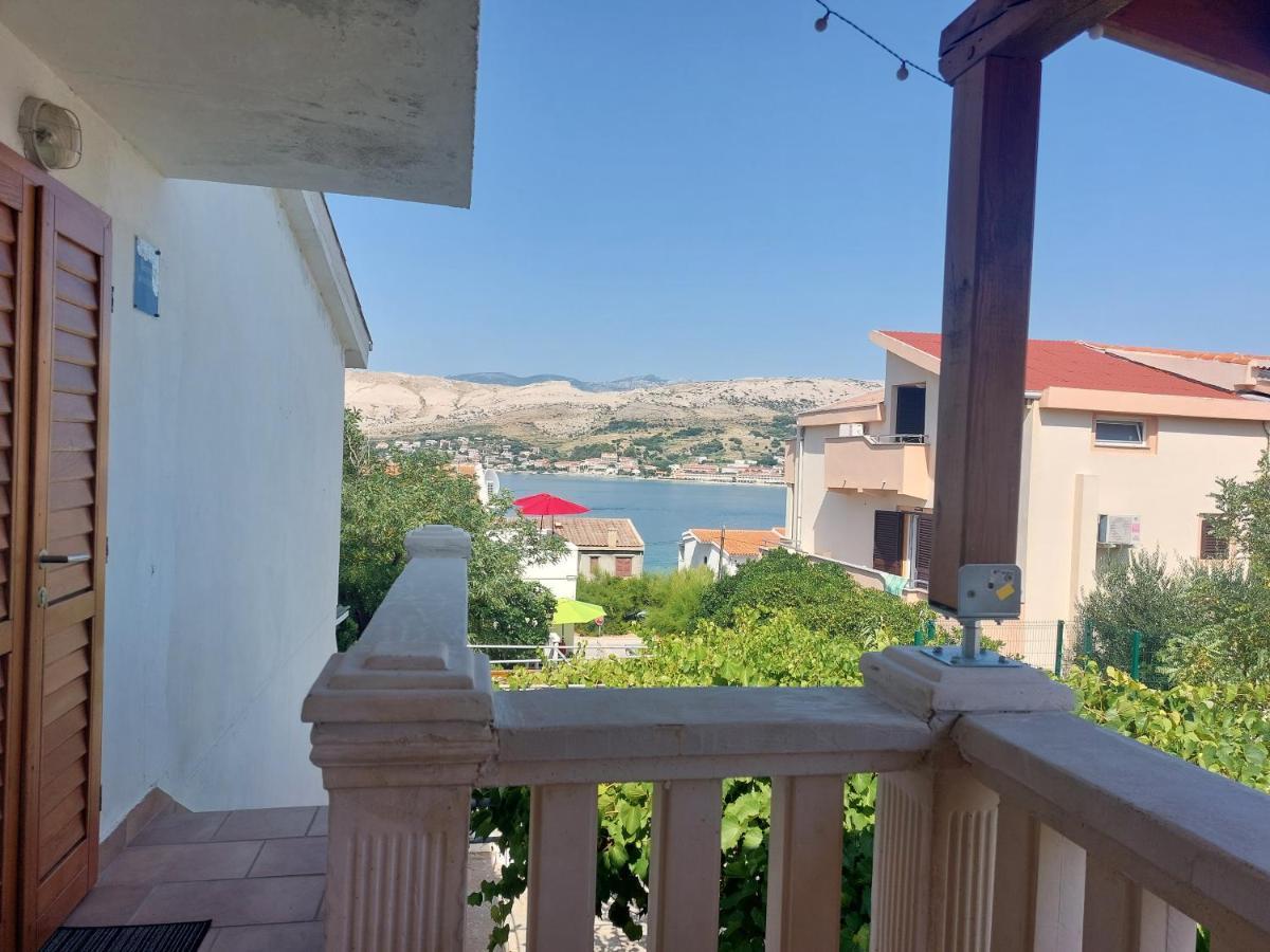 פג Studio Apartment Iva - 50 M From The Sea-Balcony מראה חיצוני תמונה